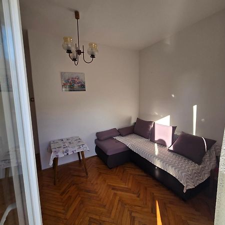 Apartment Tome Биоград-на-Мору Экстерьер фото