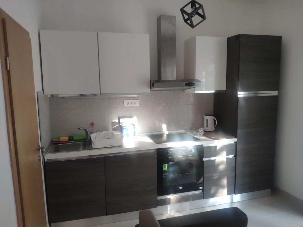 Apartment Tome Биоград-на-Мору Экстерьер фото
