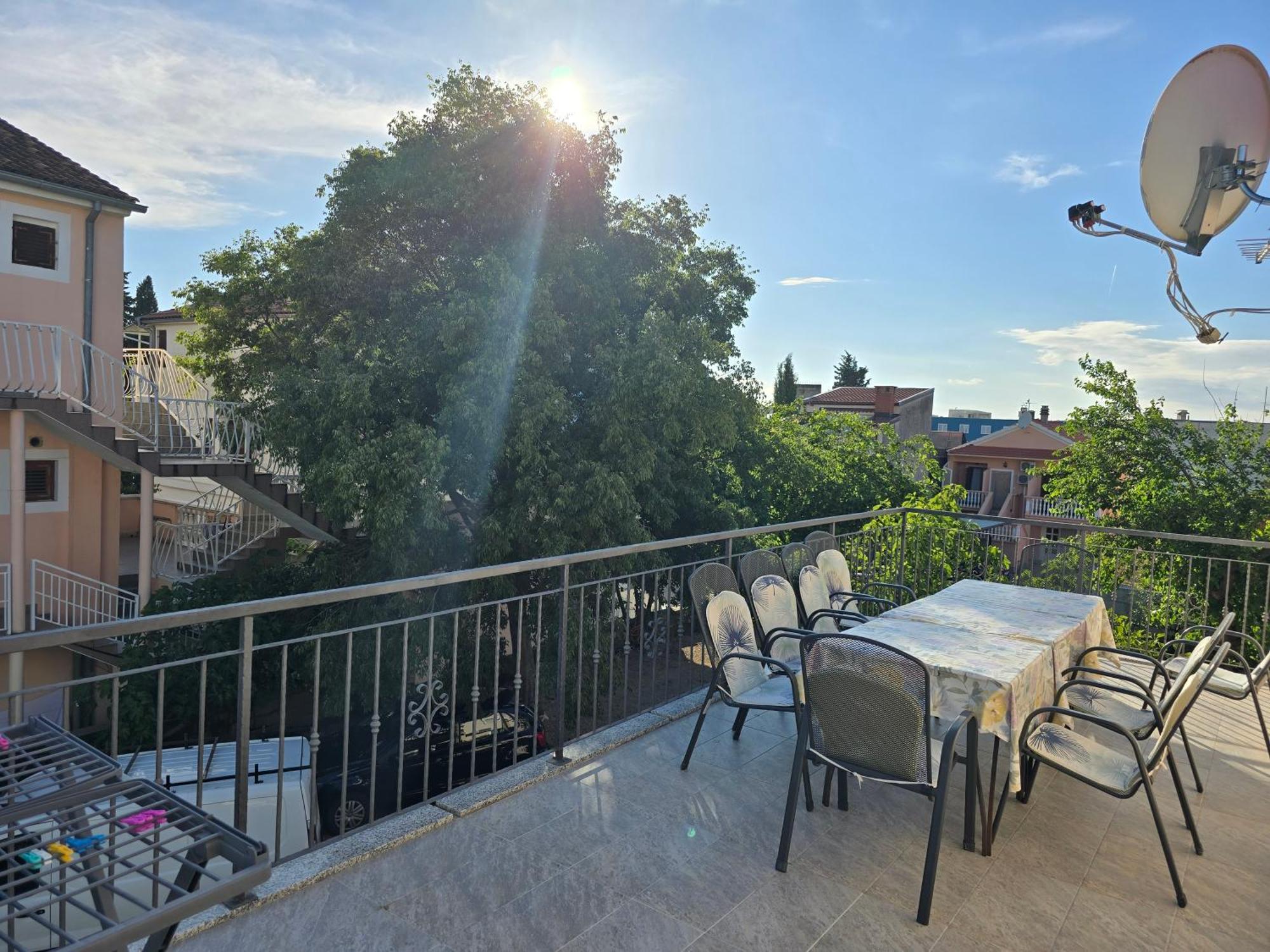 Apartment Tome Биоград-на-Мору Экстерьер фото