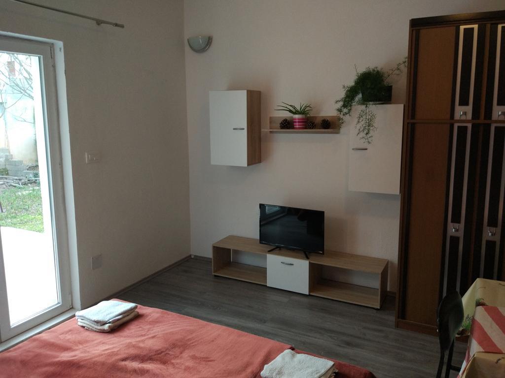 Apartment Tome Биоград-на-Мору Экстерьер фото